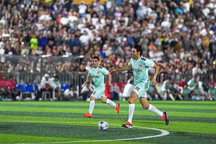 De Thomas bắn trúng mục tiêu, Real Madrid lần đầu tiên bị đối thủ lợi dụng bóng định vị phá cửa mùa giải này.